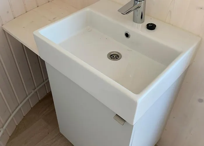 Tiny Igloo Arwen Belau